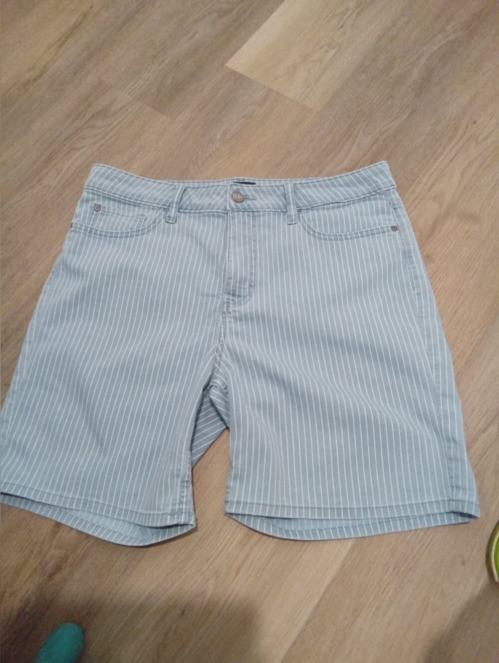 Lee Plus Size 14 Striped Light Blue Denim Bermuda Shorts
